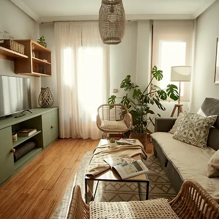 - Con Terraza A 1 Minuto De La Plaza Mayor Appartement